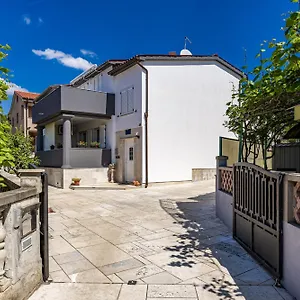Gajic Apartman Fazana